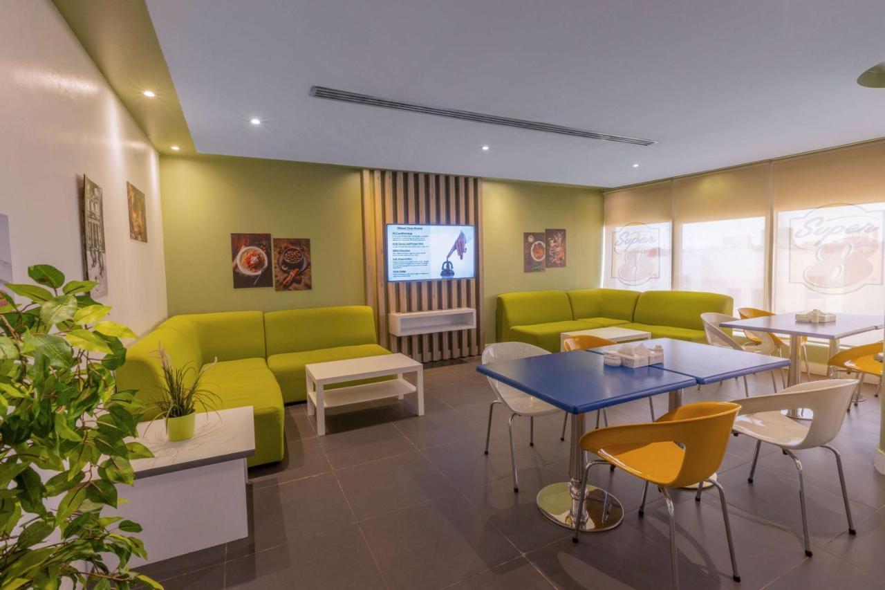 Super 8 Hotel Al Riyadh By Wyndham Exterior photo