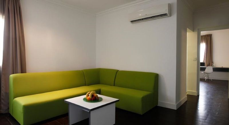 Super 8 Hotel Al Riyadh By Wyndham Exterior photo
